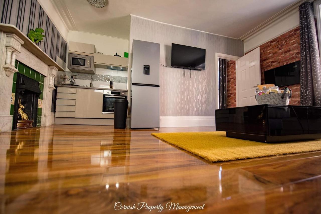 River Street Apartments Truro Extérieur photo